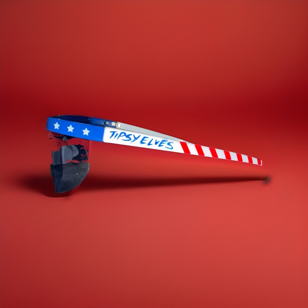 RETRO Red White Blue Patriotic Sunglasses With Case 400 UV Dark Tint Trendy - Picture 4 of 5